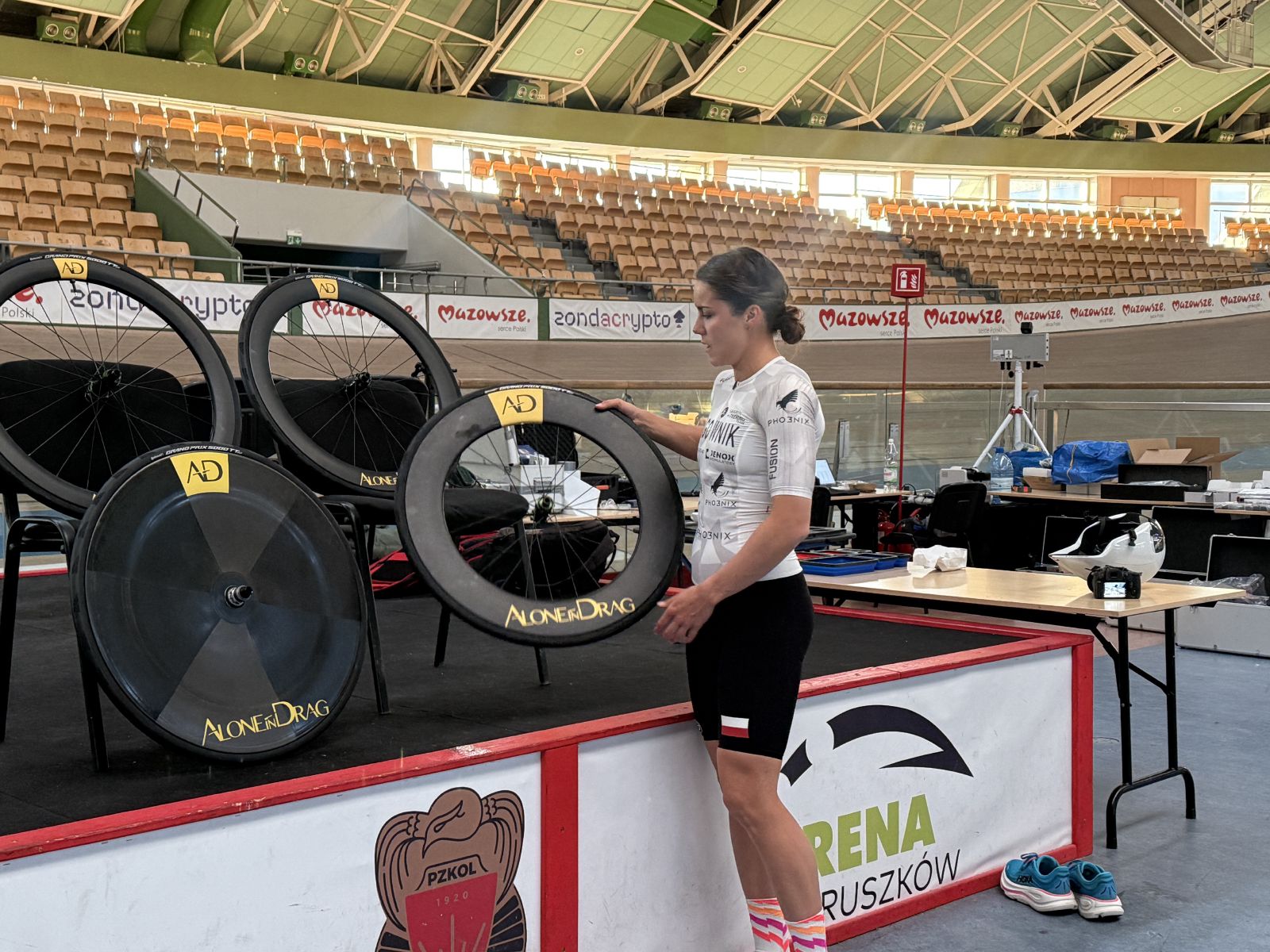 Marta Łagownik podczas doboru kół SaBRe na torze Arena Pruszków