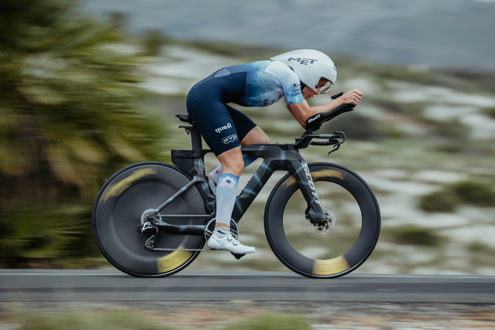 SaBRe VIII + Disc in race — motion blur